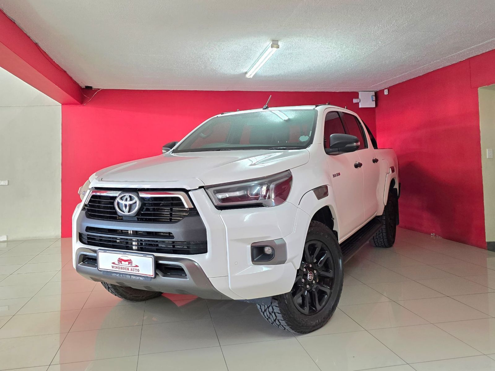 2021 Toyota Hilux photo 1