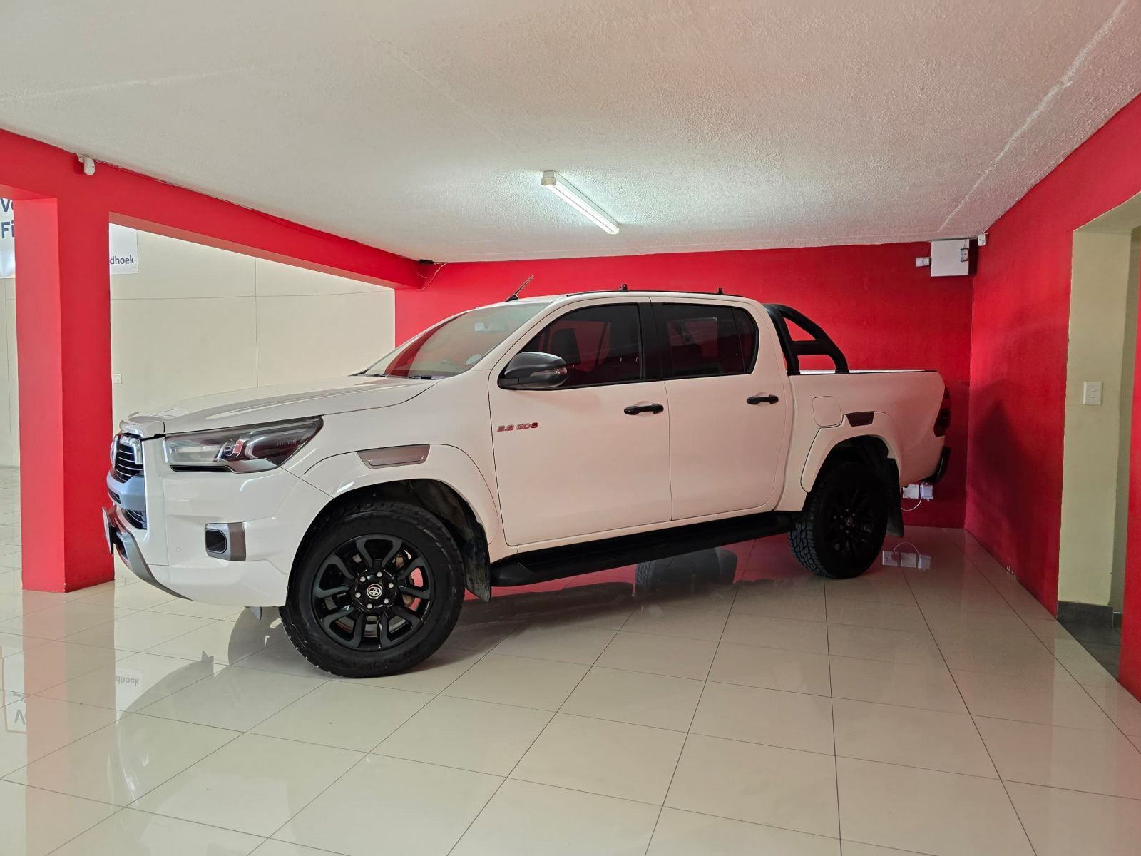 2021 Toyota Hilux photo 3