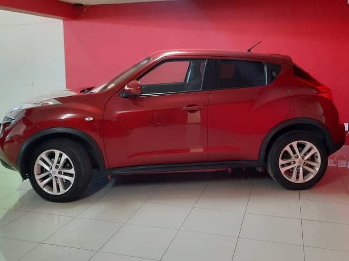 2013 Nissan Juke photo 3