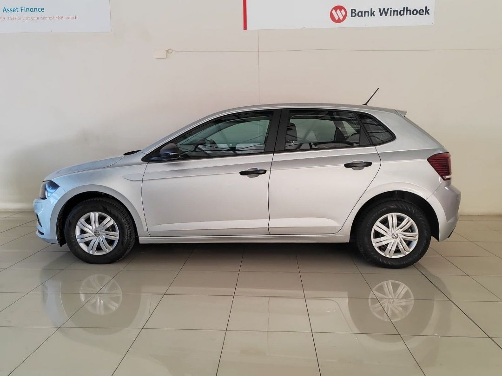 2019 Volkswagen Polo photo 3