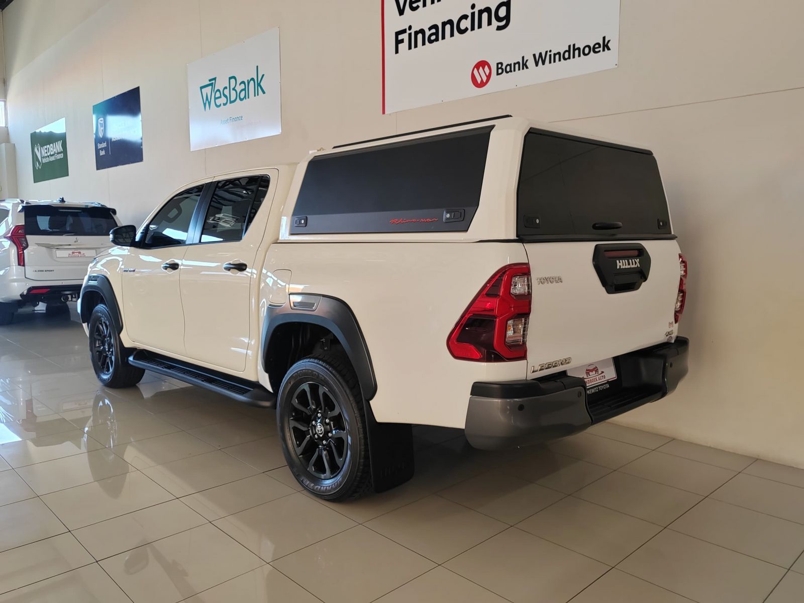 2023 Toyota Hilux photo 6