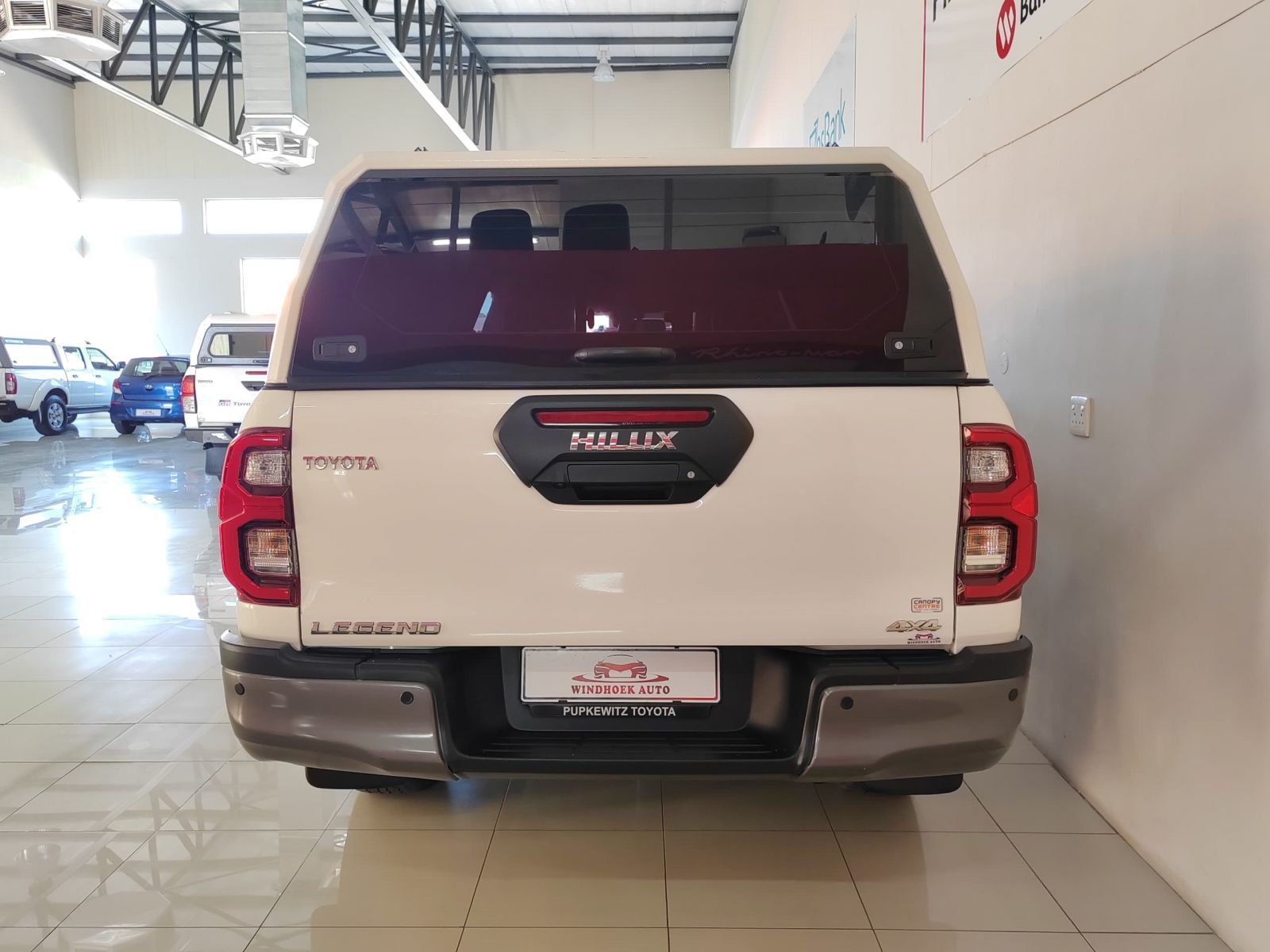 2023 Toyota Hilux photo 8