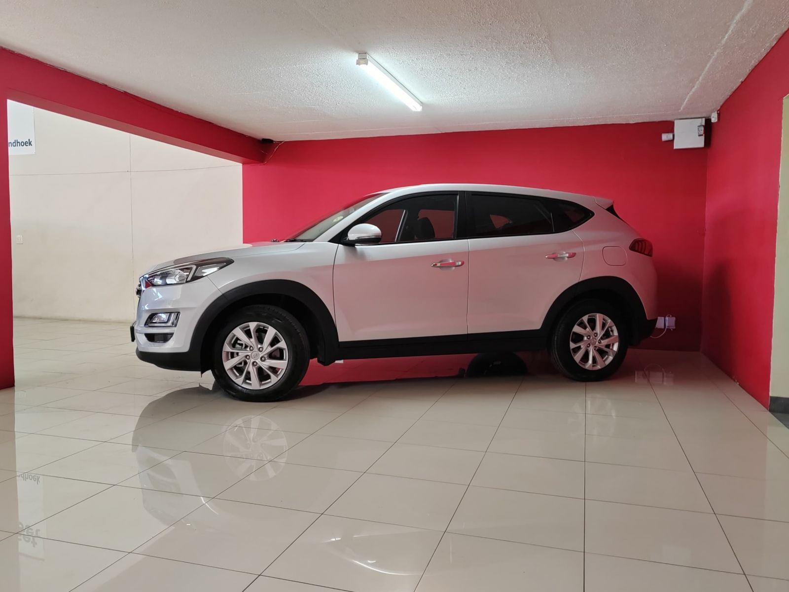 2019 Hyundai Tucson photo 3