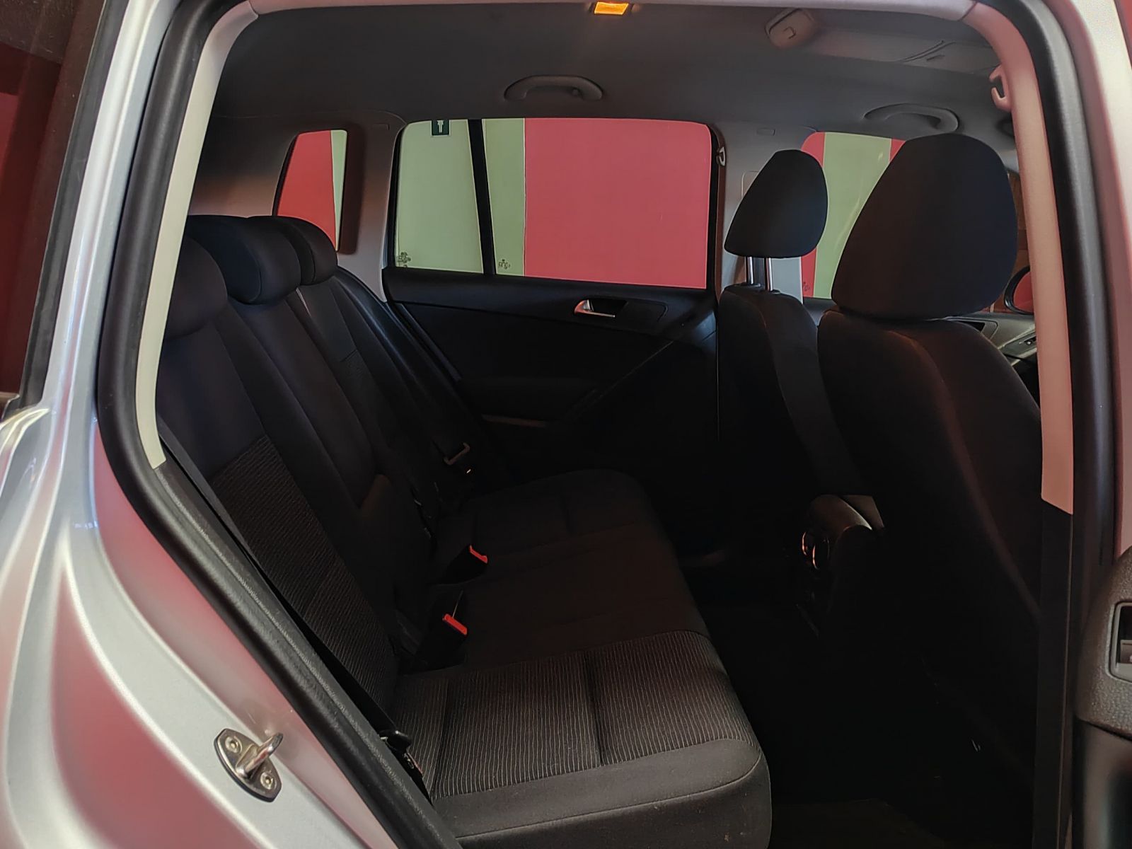 2016 Volkswagen Tiguan photo 5