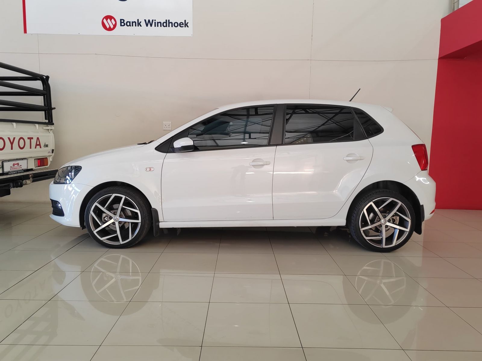 2018 Volkswagen Polo Vivo photo 5