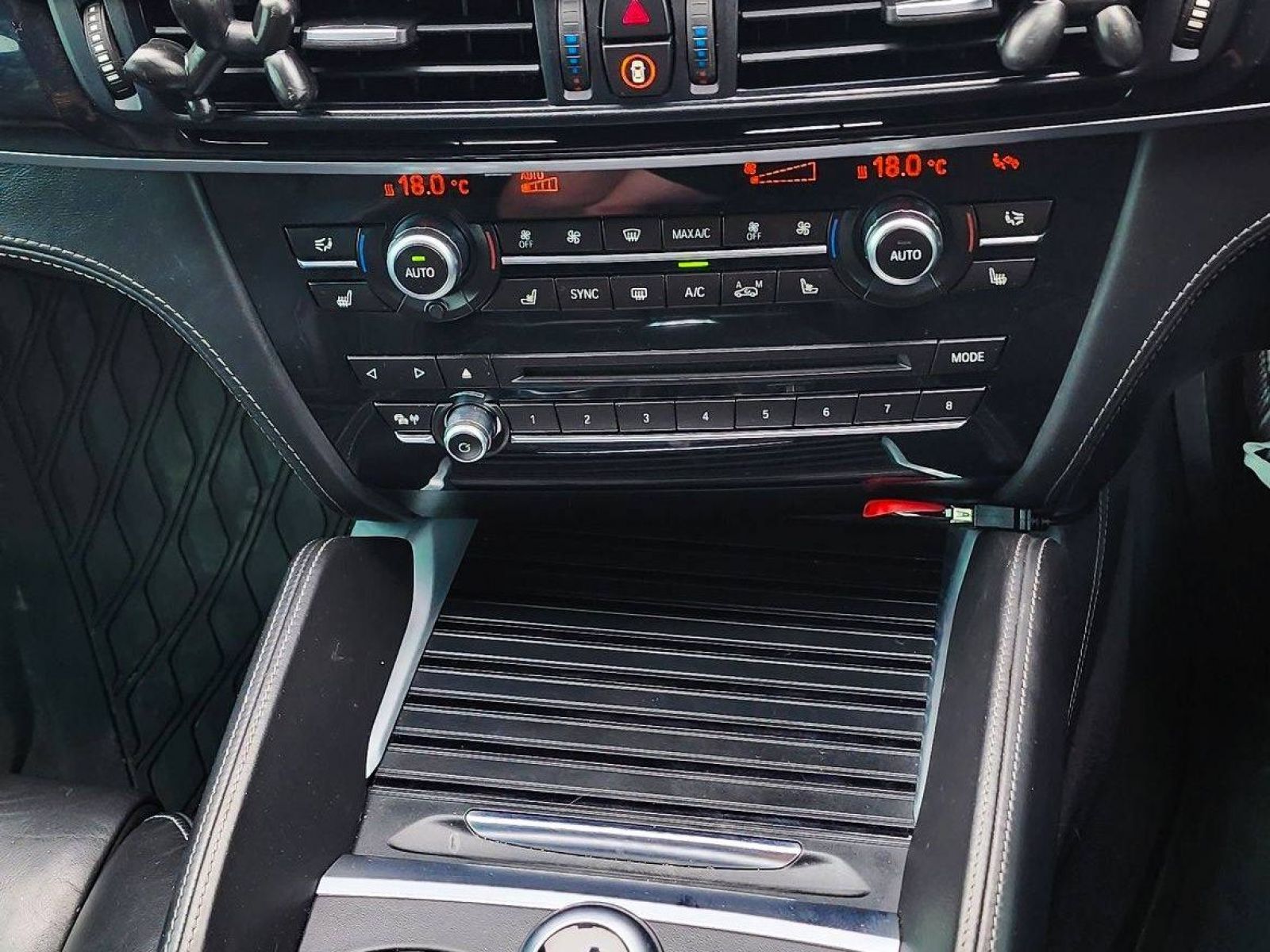 2016 BMW X5 M photo 11