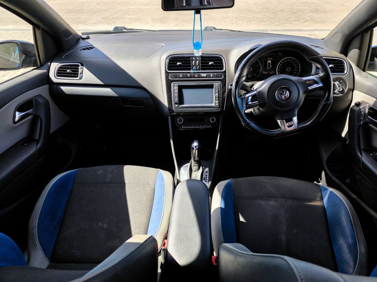 2014 Volkswagen Polo photo 13