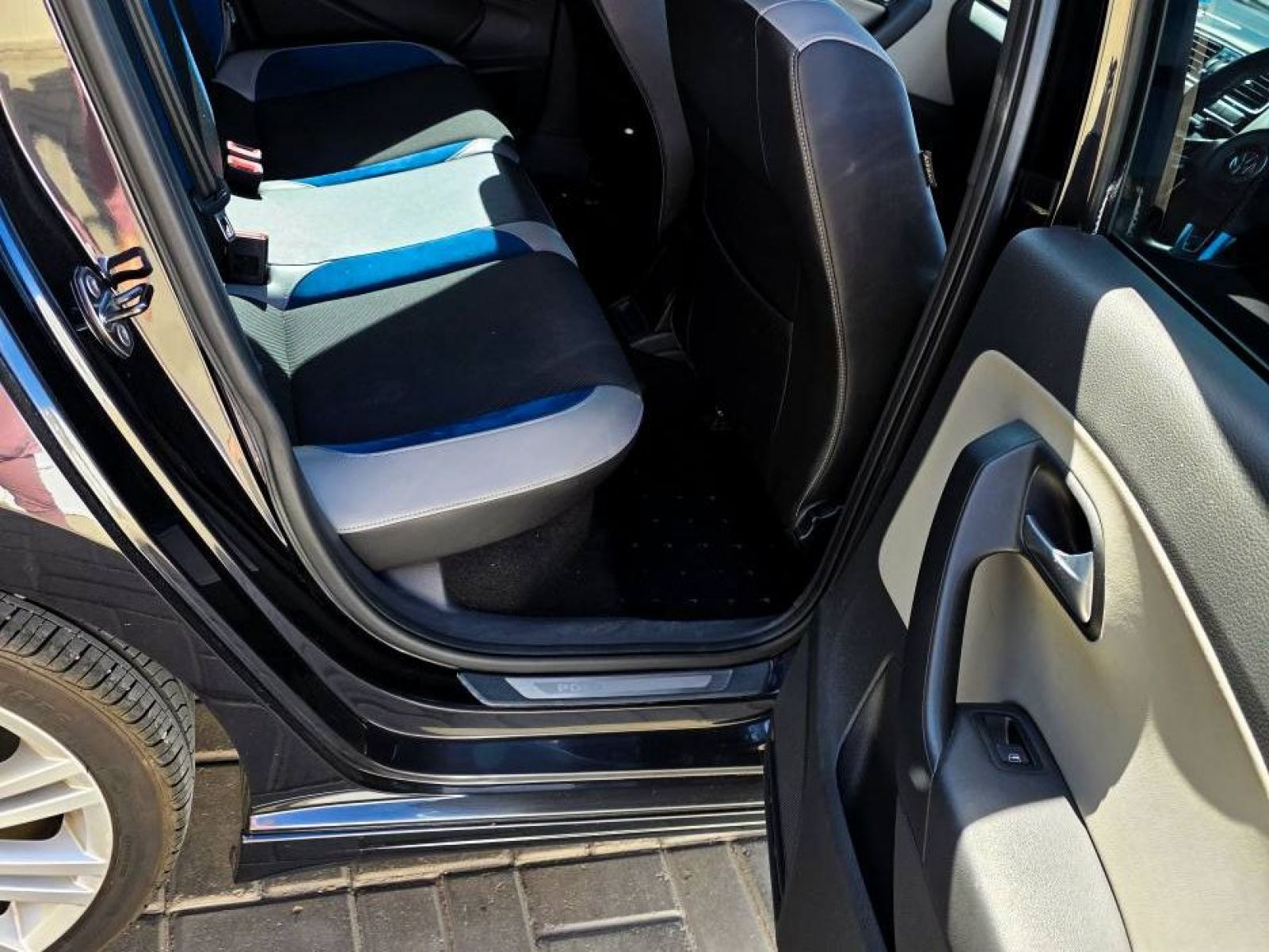 2014 Volkswagen Polo photo 14