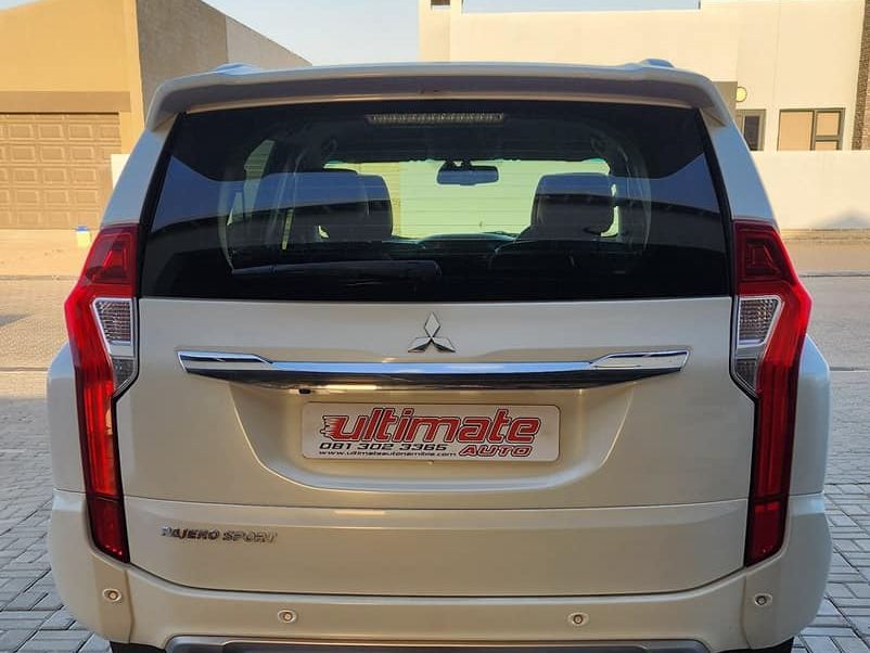 2019 Mitsubishi Pajero photo 8