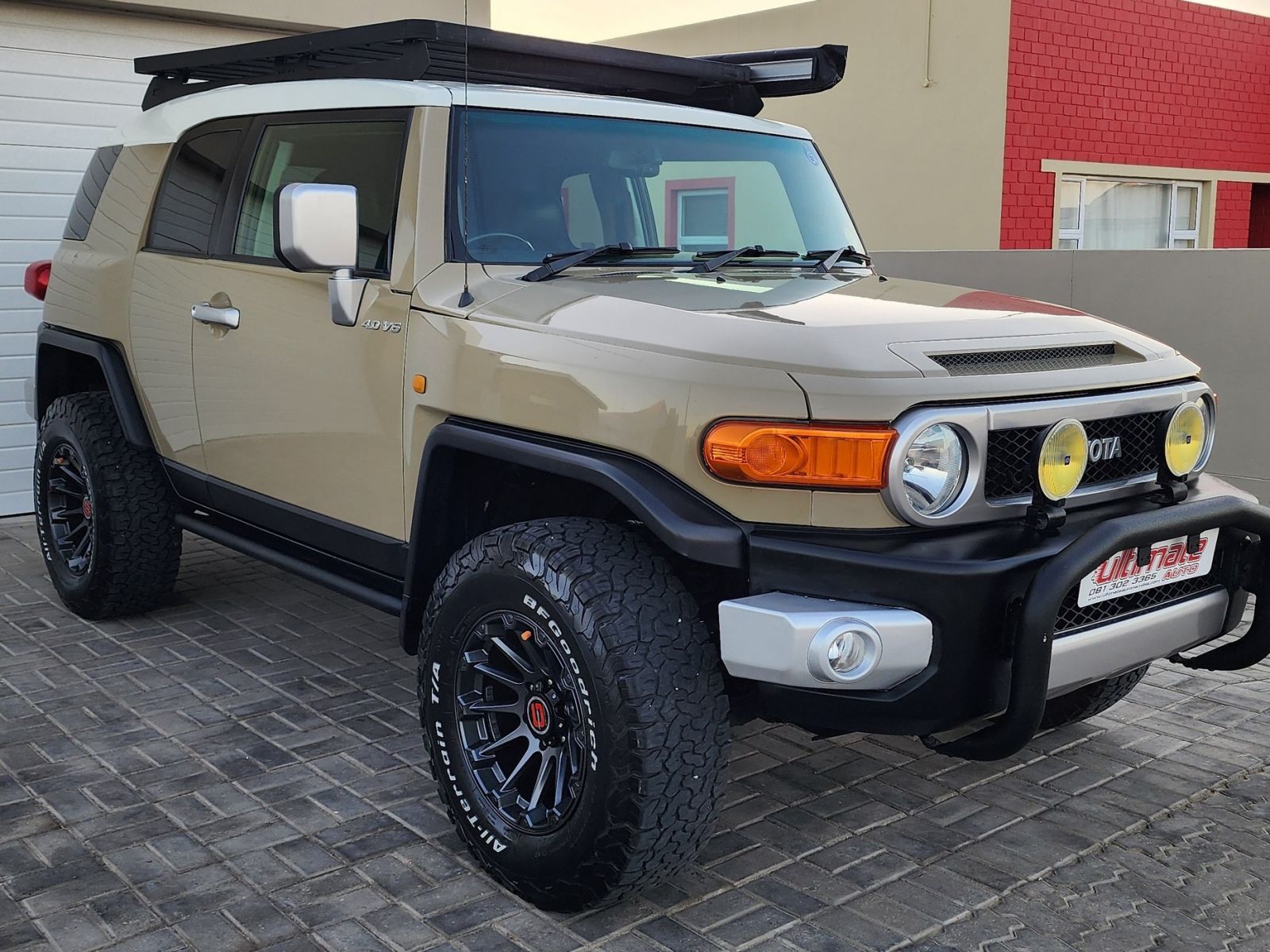 2011 Toyota FJ Cruiser photo 4