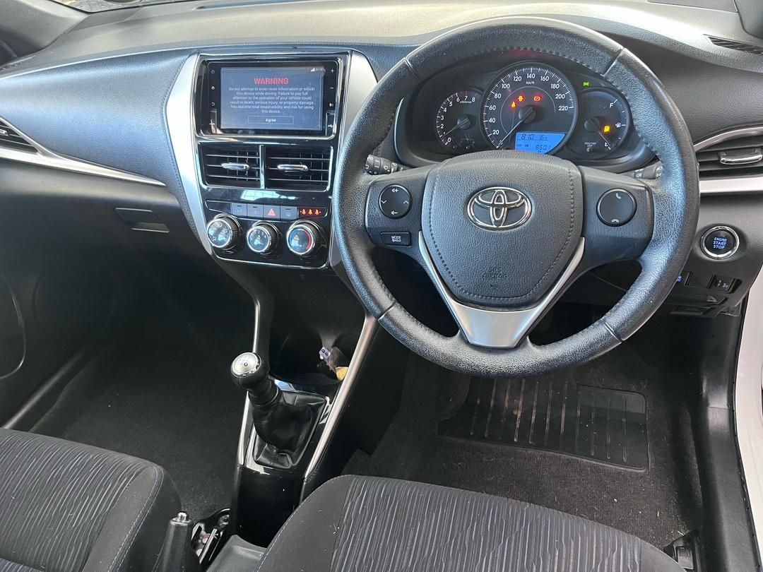 2018 Toyota Yaris photo 5