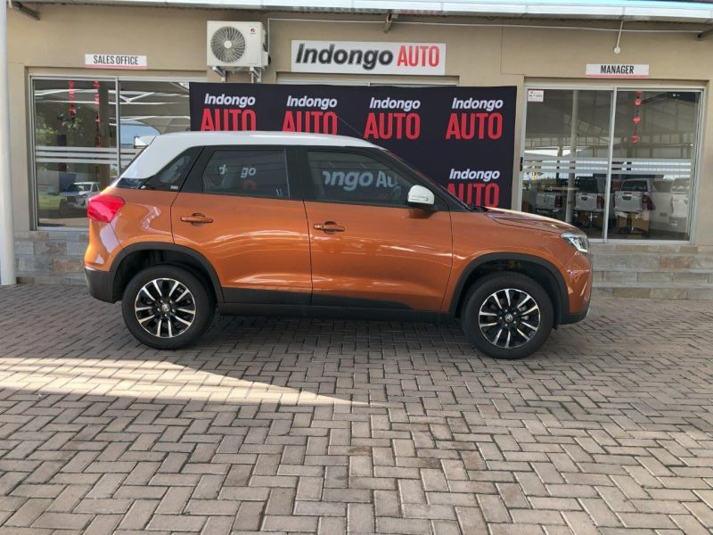 2021 Toyota Urban Cruiser photo 2