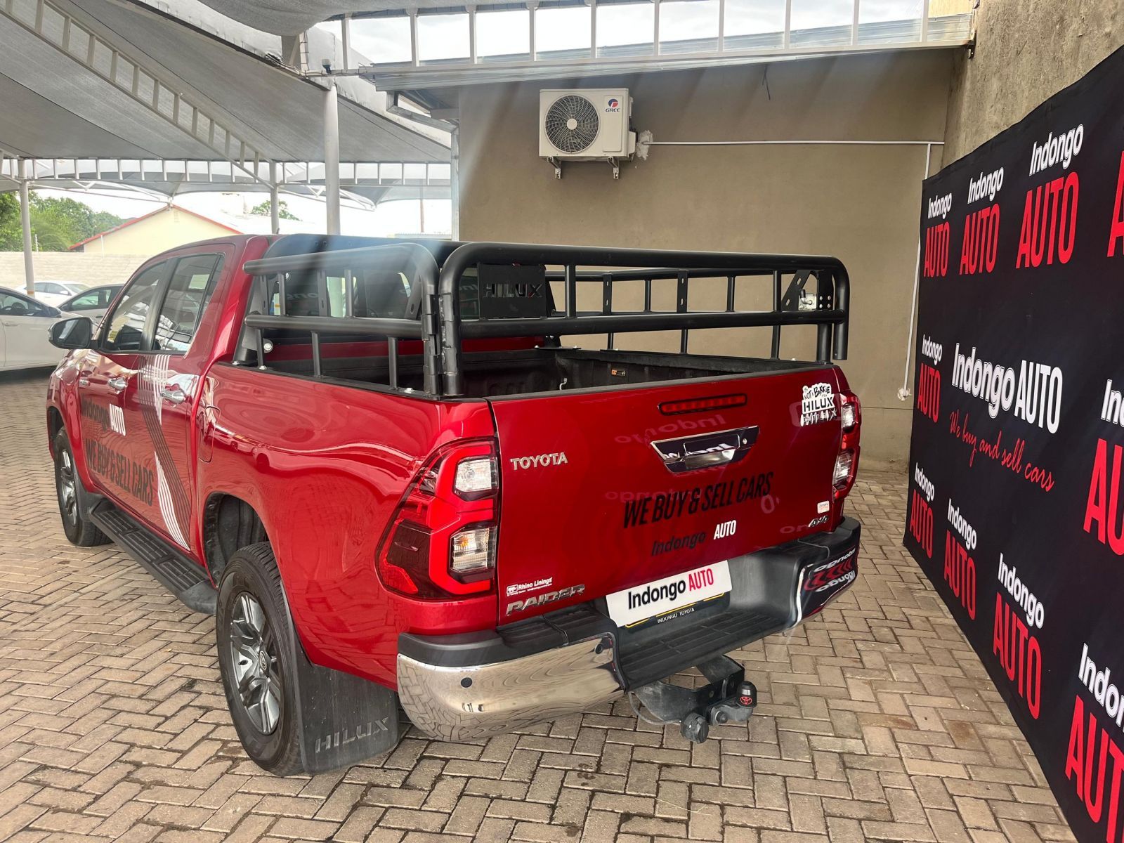 2024 Toyota Hilux photo 4