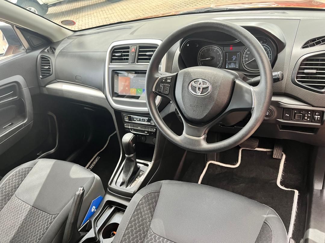 2022 Toyota Urban Cruiser photo 5