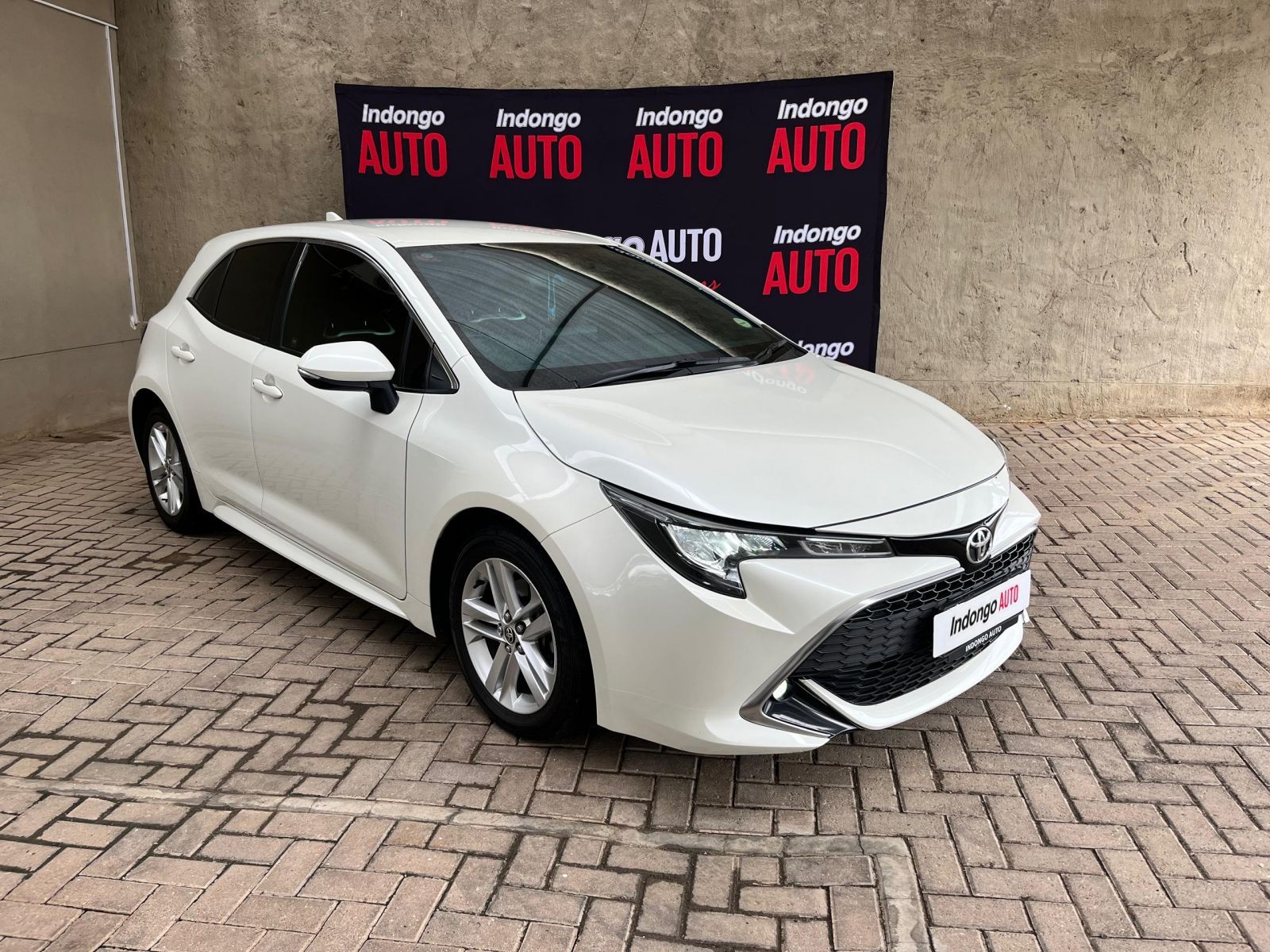 2019 Toyota Corolla photo 1