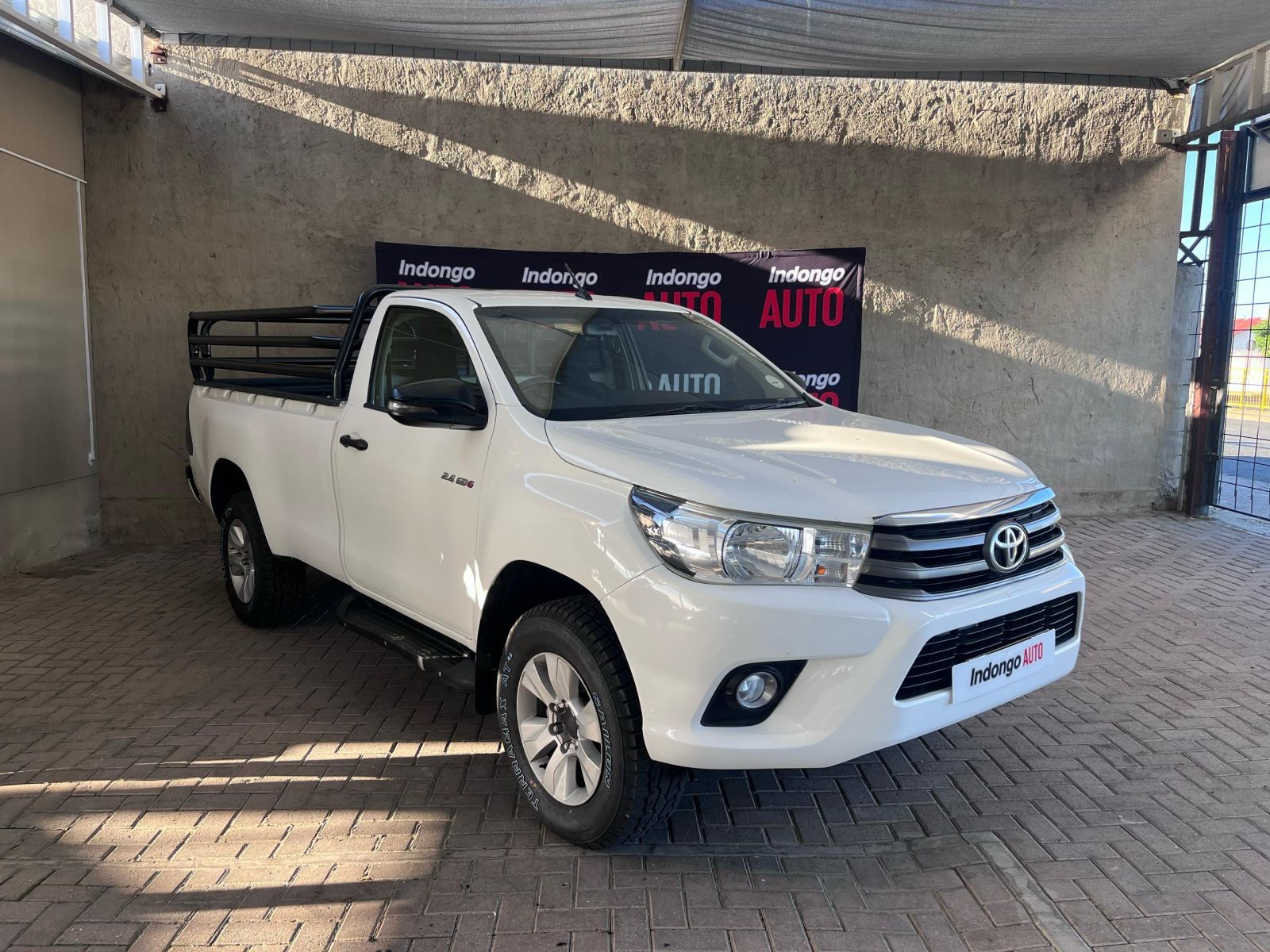 2019 Toyota Hilux photo 1