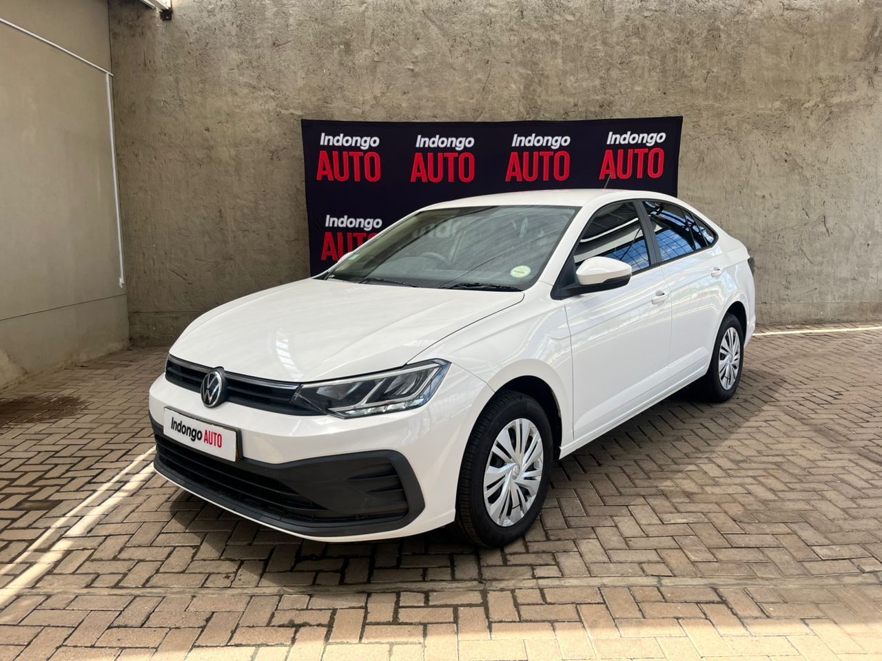 2023 Volkswagen Polo photo 2
