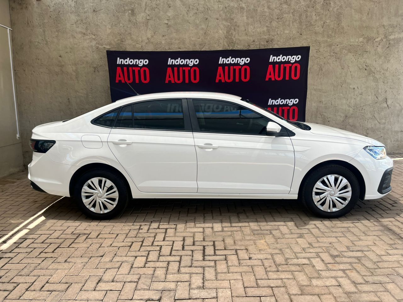 2023 Volkswagen Polo photo 3