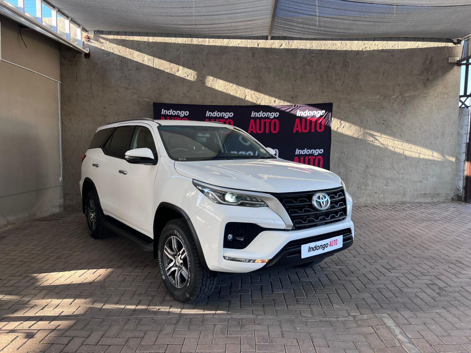 2021 Toyota Fortuner photo 1