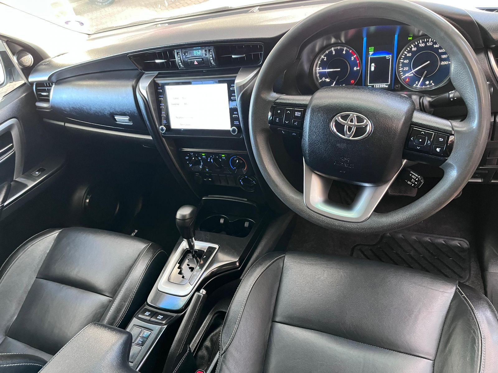 2021 Toyota Fortuner photo 5