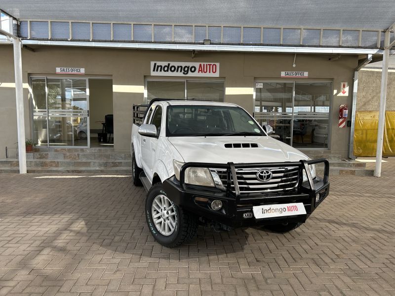 2011 Toyota Hilux photo 1