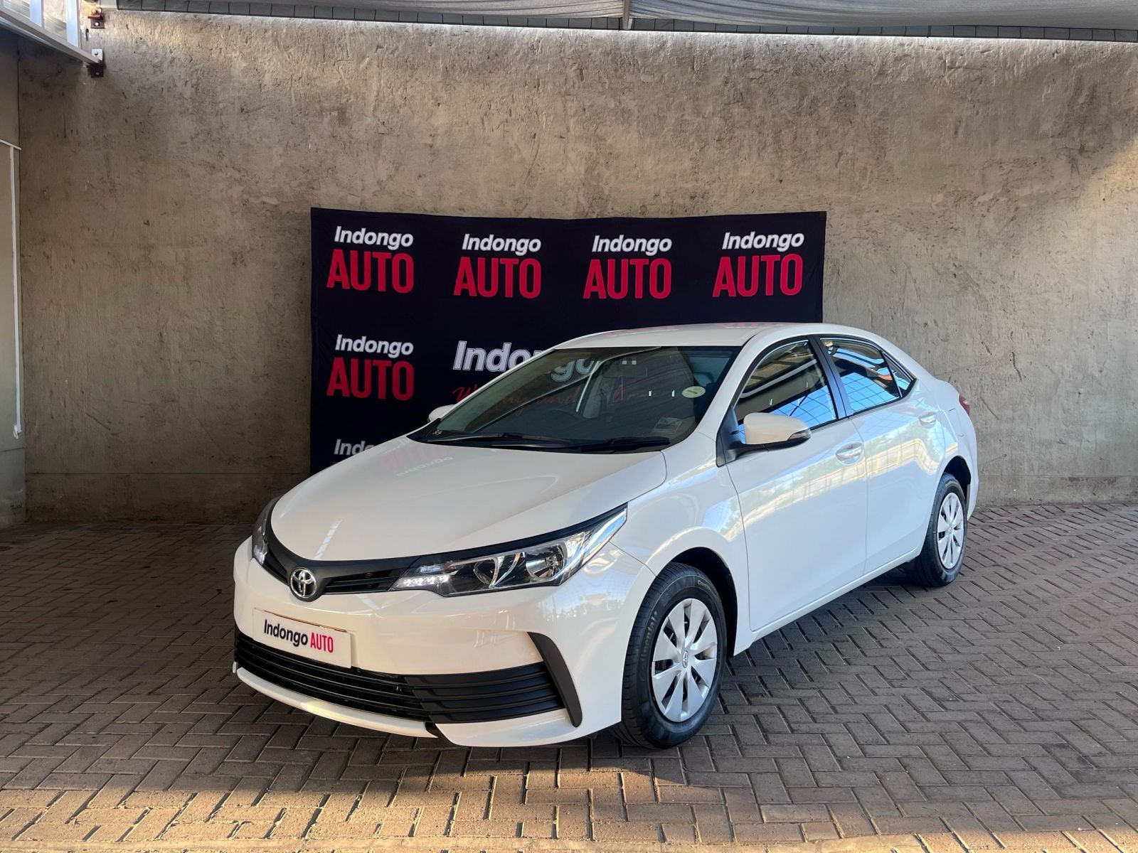 2024 Toyota Corolla photo 2