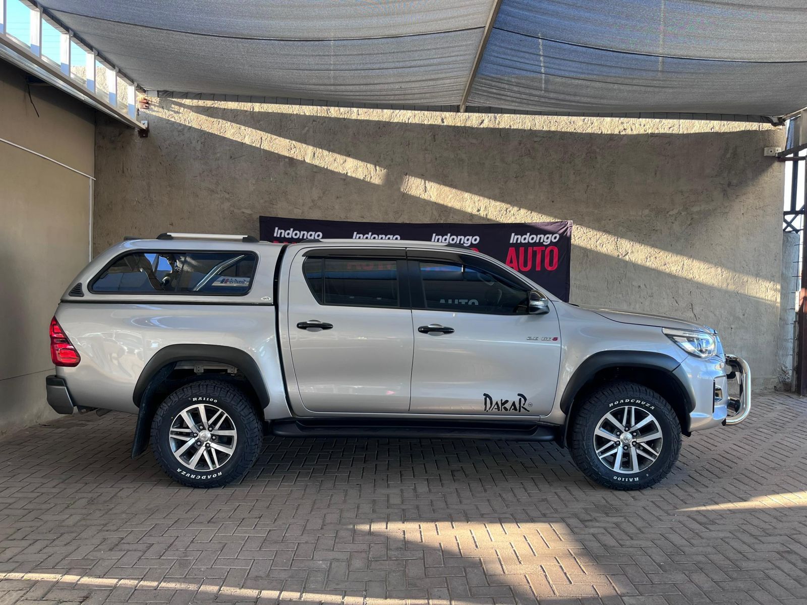 2018 Toyota Hilux photo 3
