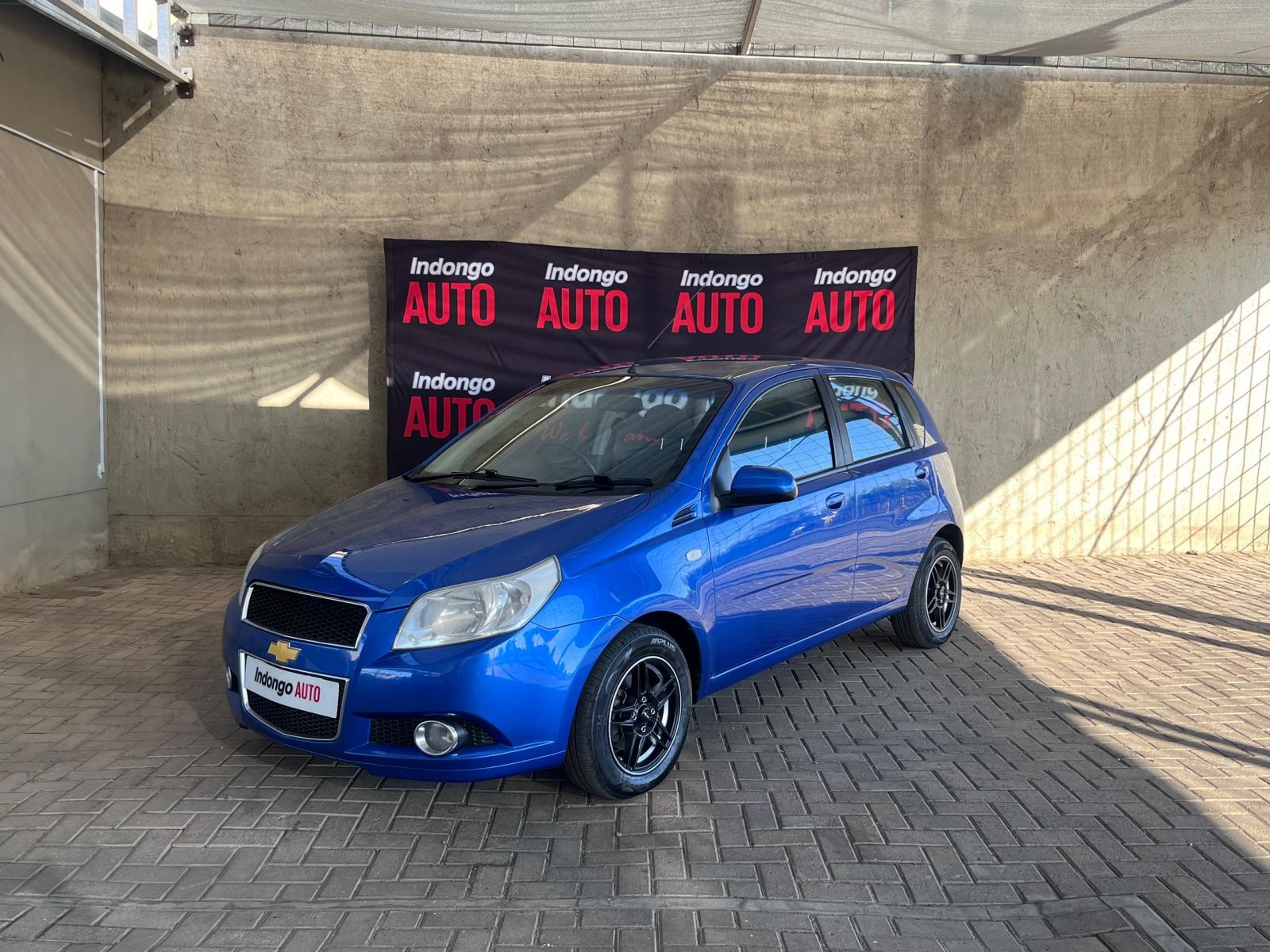 2010 Chevrolet Aveo photo 2