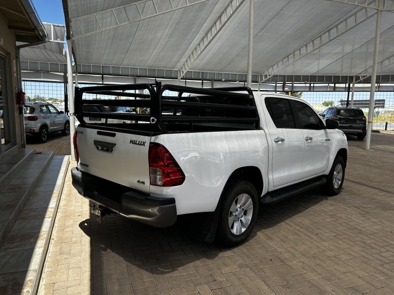 2018 Toyota Hilux photo 3
