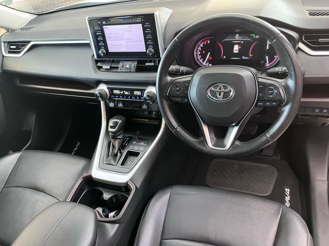 2019 Toyota Rav4 photo 5