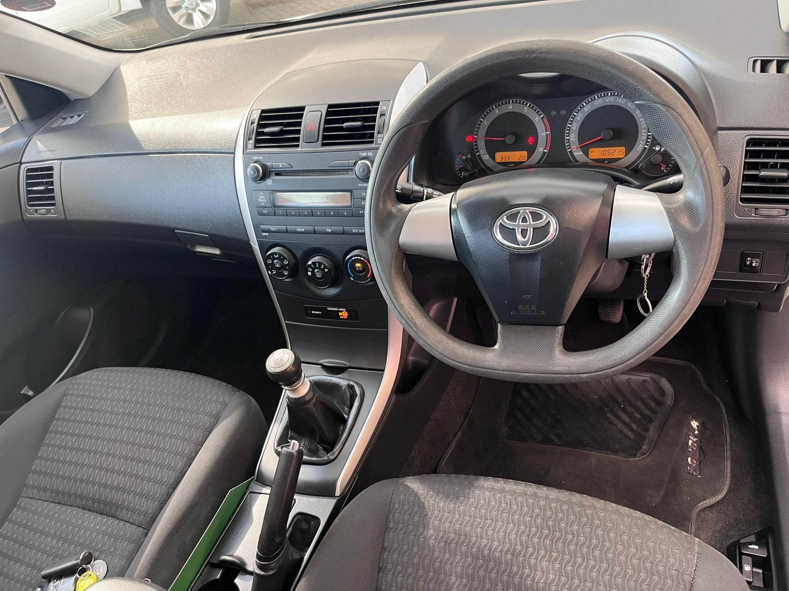 2012 Toyota Corolla photo 5