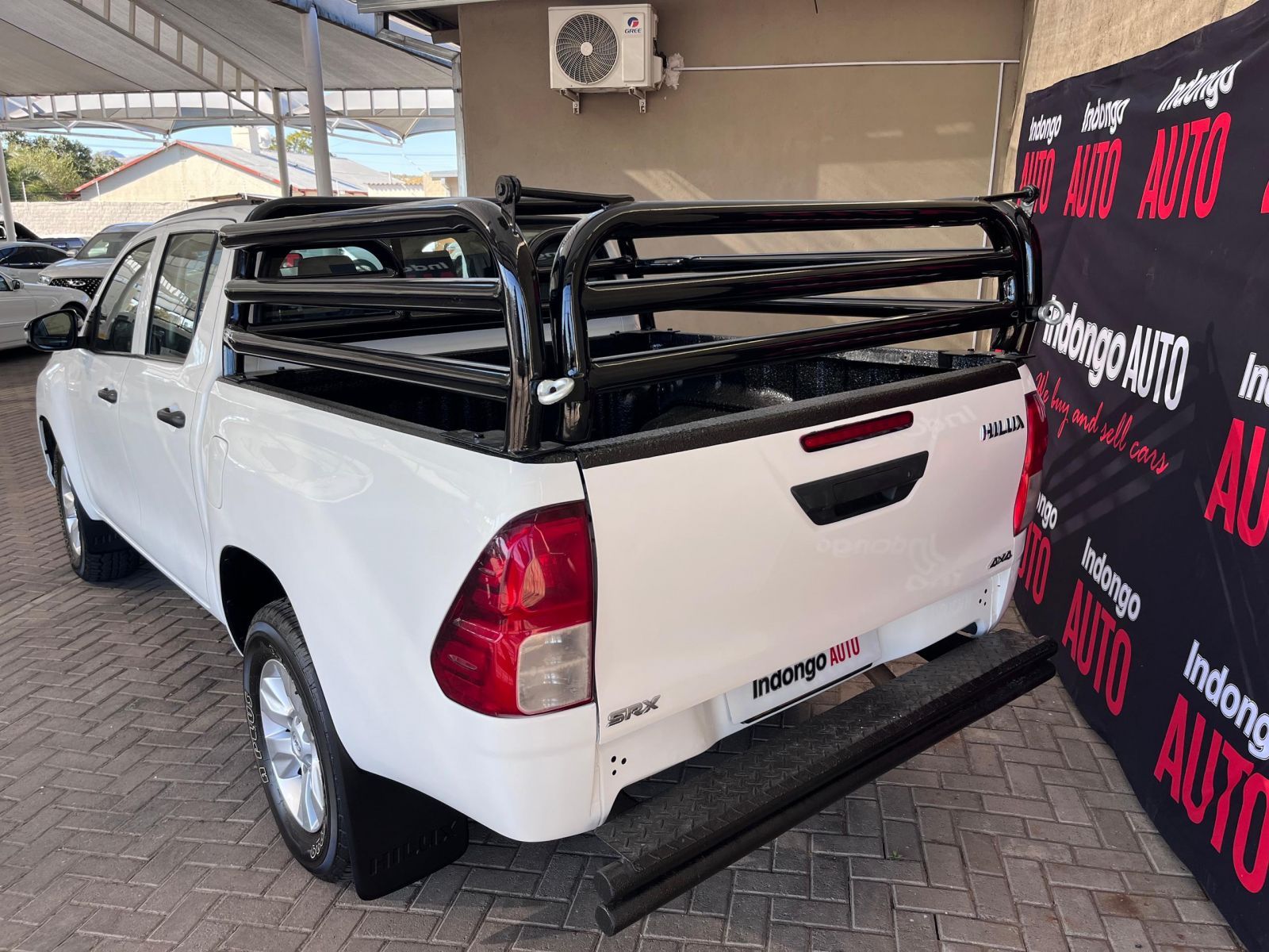 2019 Toyota Hilux photo 4