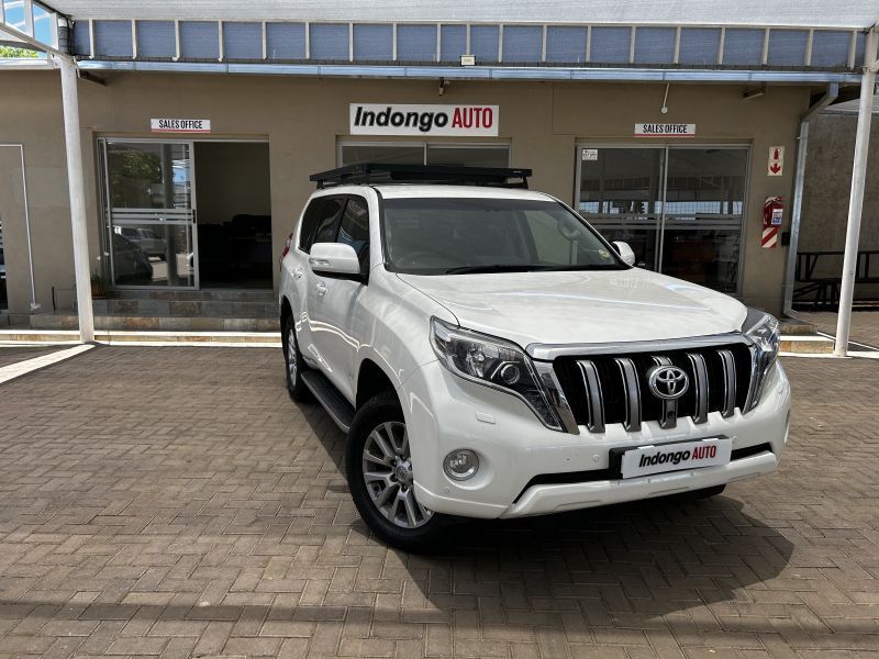 2016 Toyota Prado photo 1