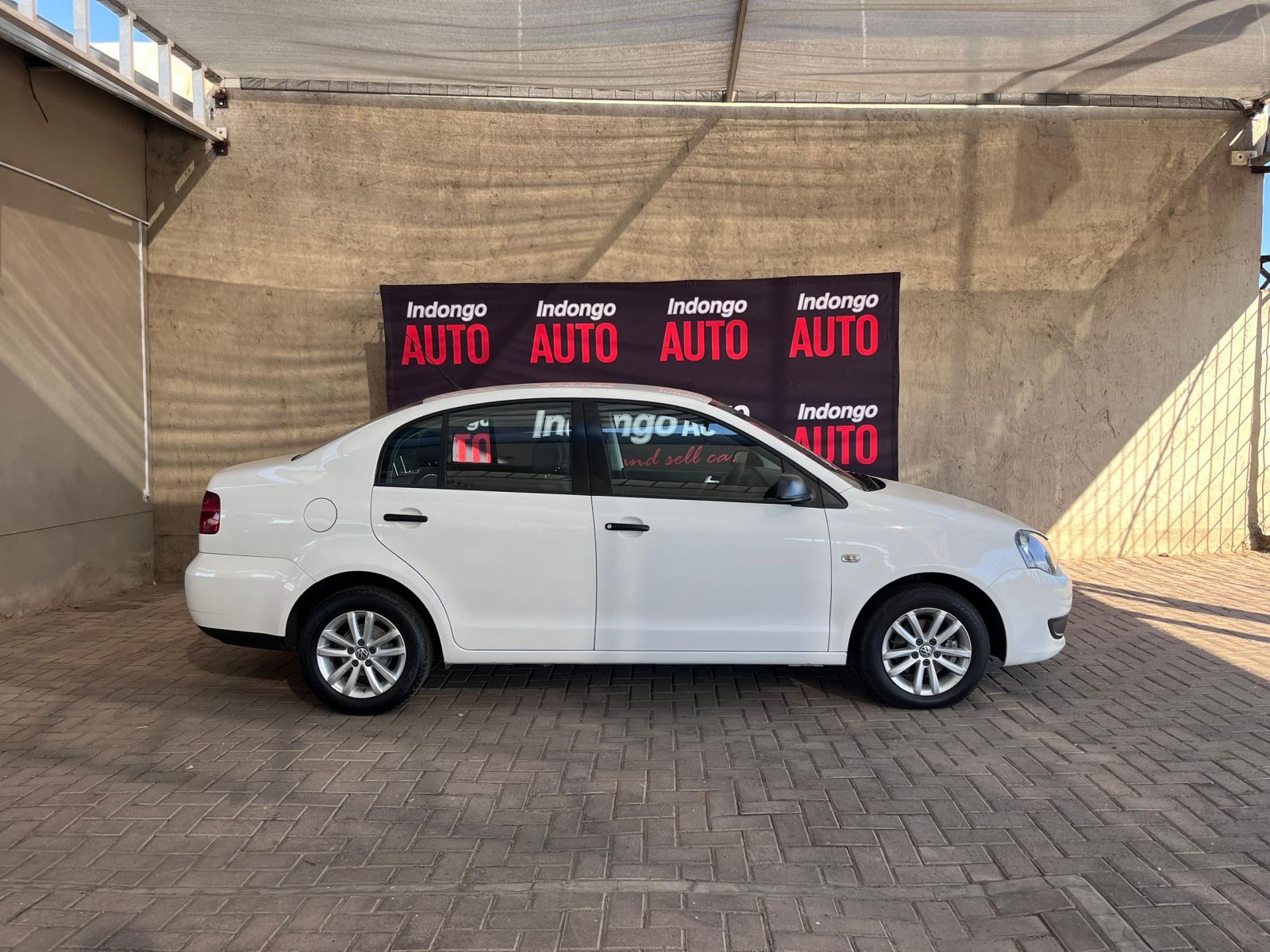 2014 Volkswagen Polo Vivo photo 3