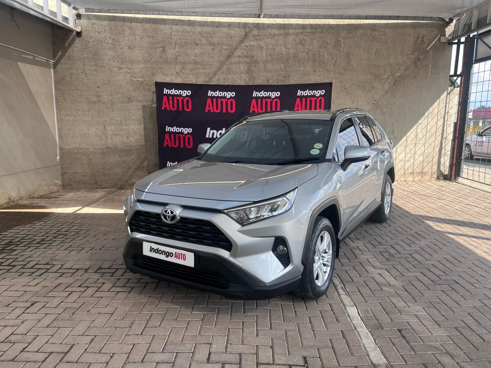 2021 Toyota Rav4 photo 3