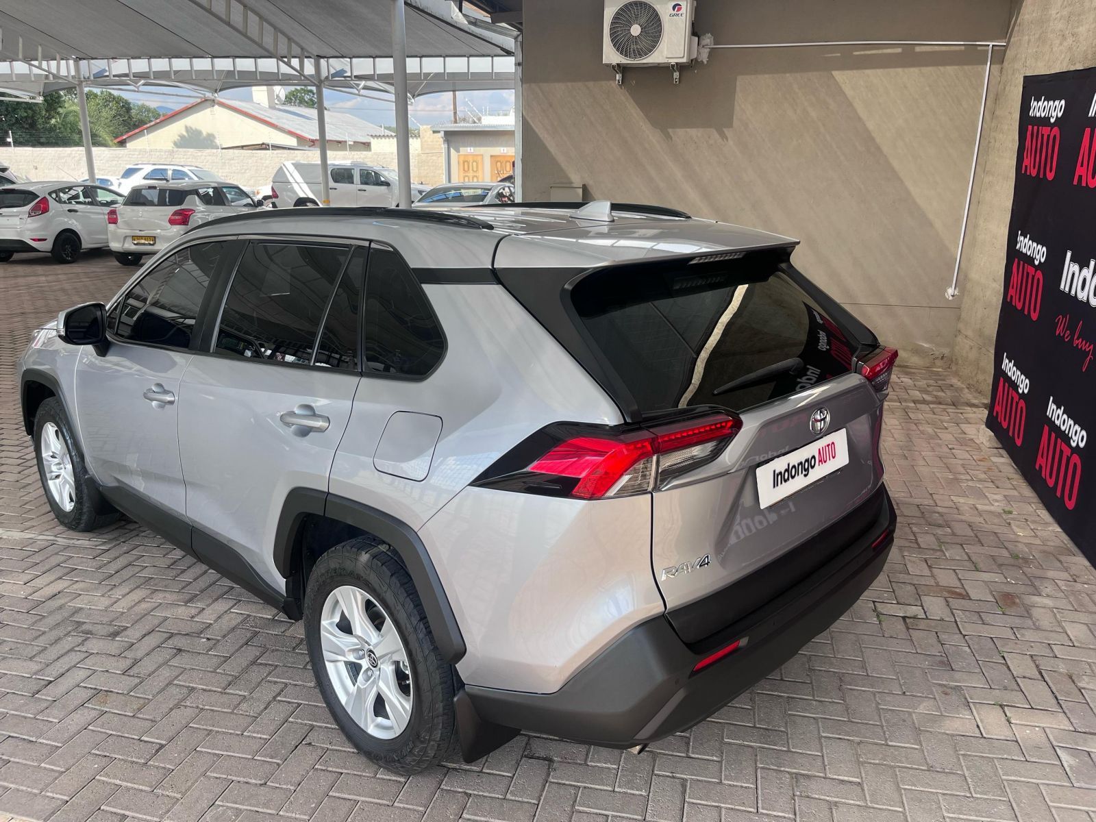 2021 Toyota Rav4 photo 4