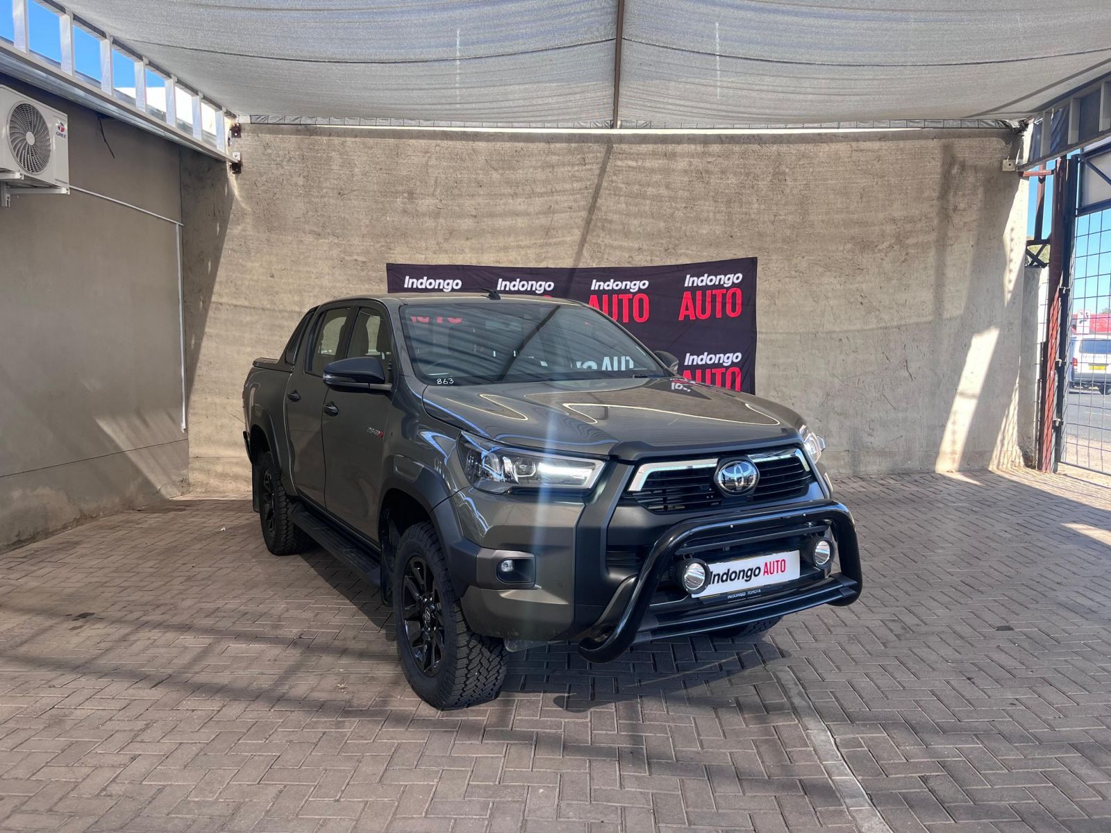2022 Toyota Hilux photo 1