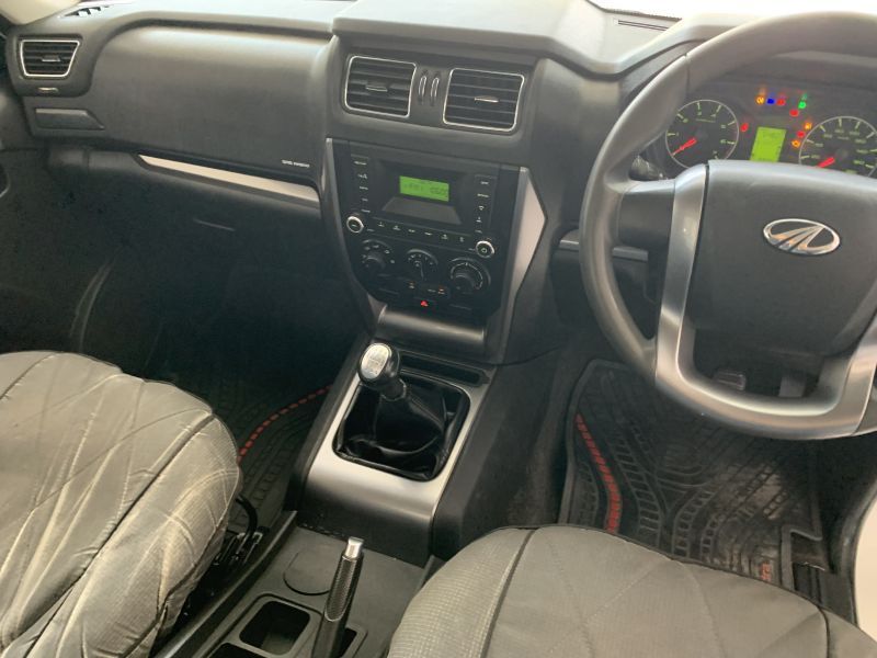 2022 Mahindra S6 photo 5