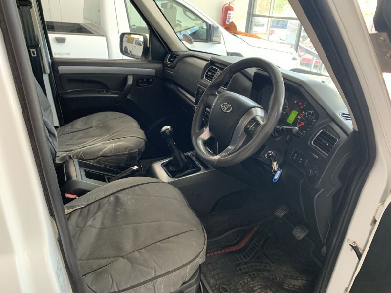 2022 Mahindra S6 photo 6