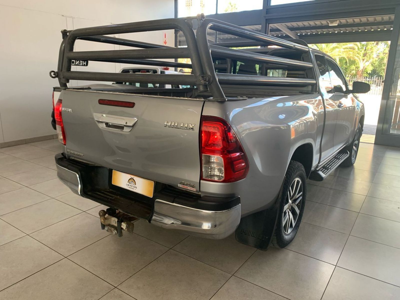 2019 Toyota Hilux photo 3