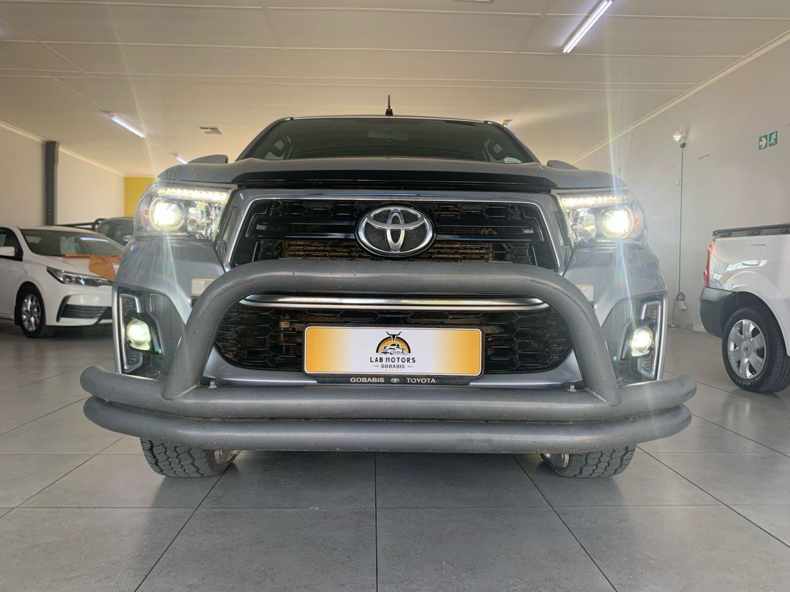 2019 Toyota Hilux photo 4