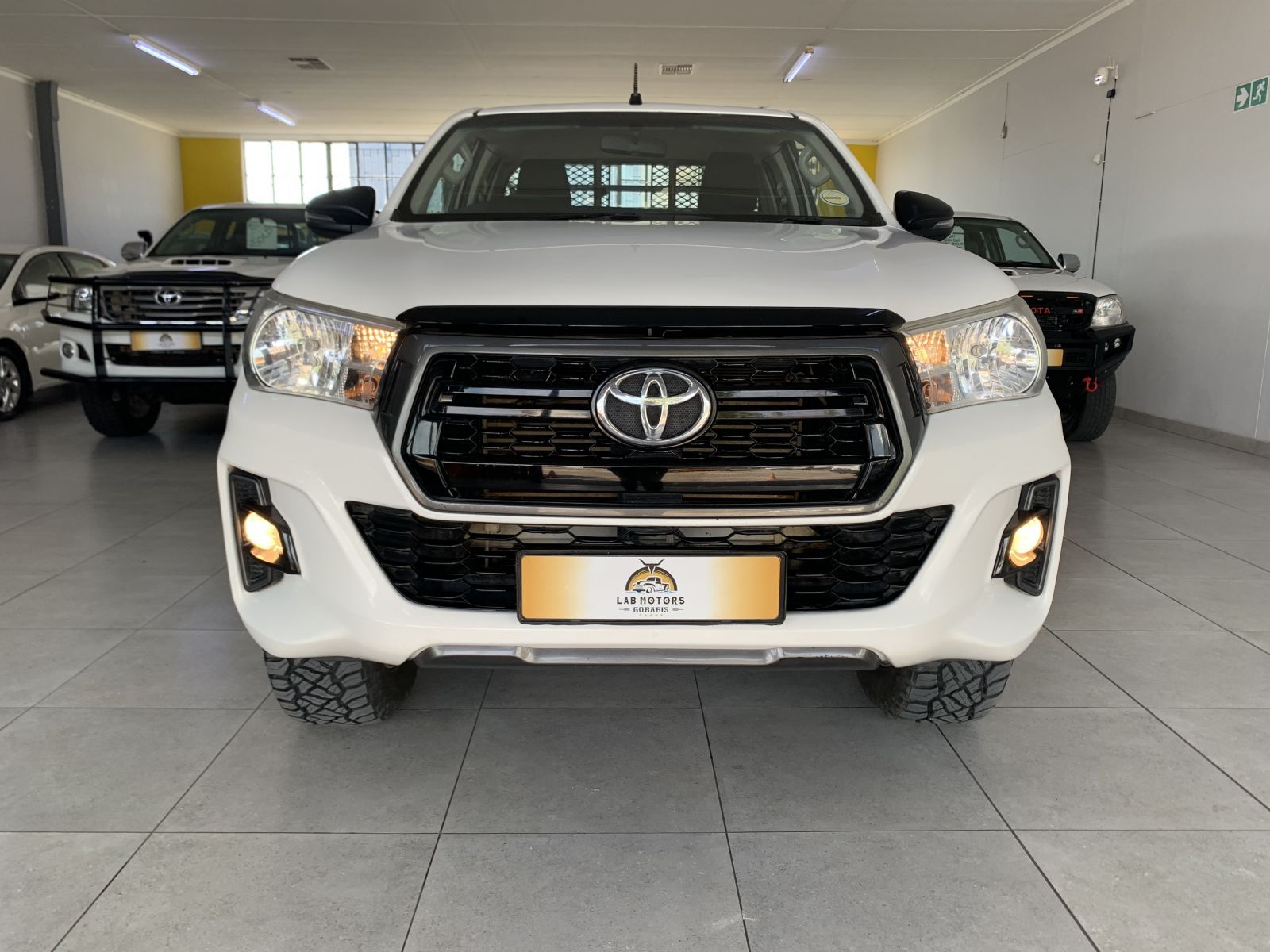 2019 Toyota Hilux photo 3