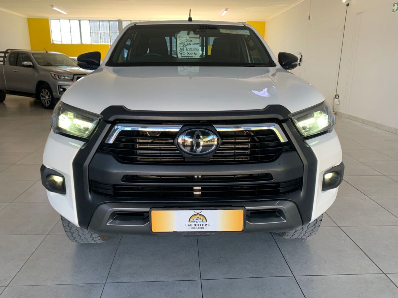 2023 Toyota Hilux photo 5