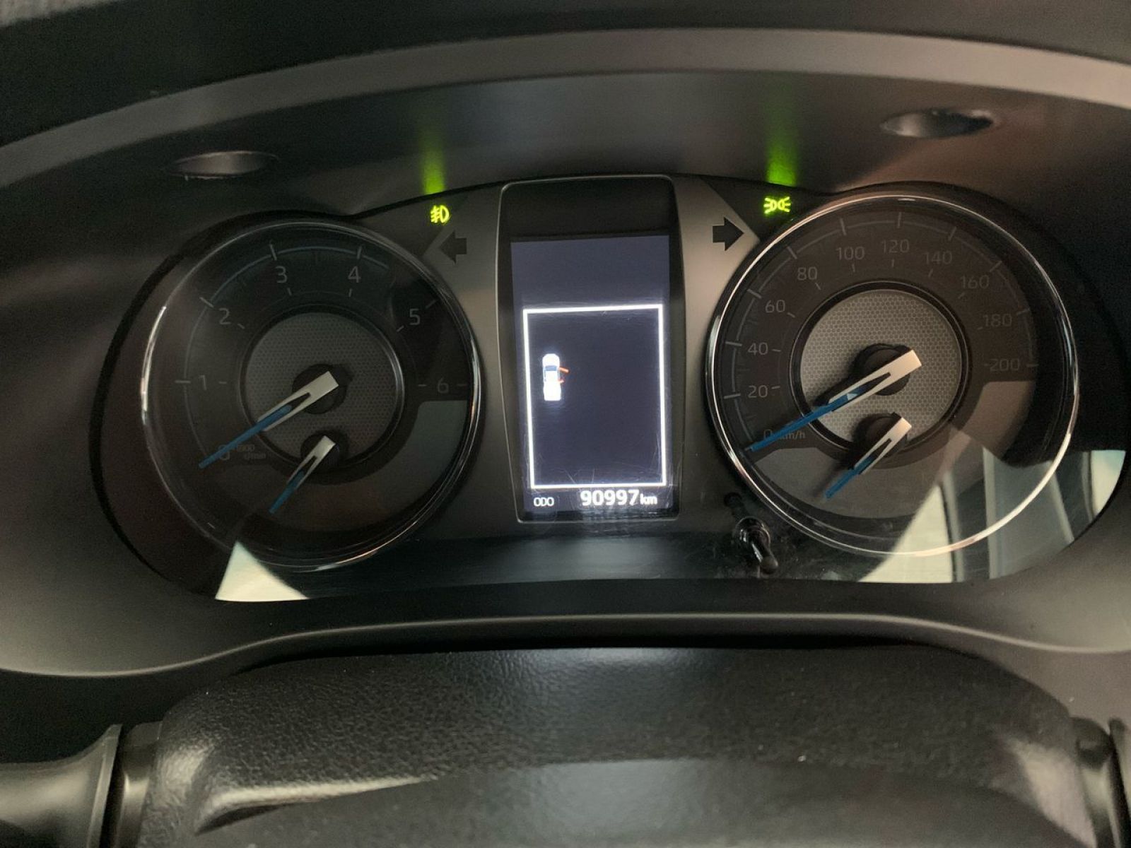 2023 Toyota Hilux photo 6