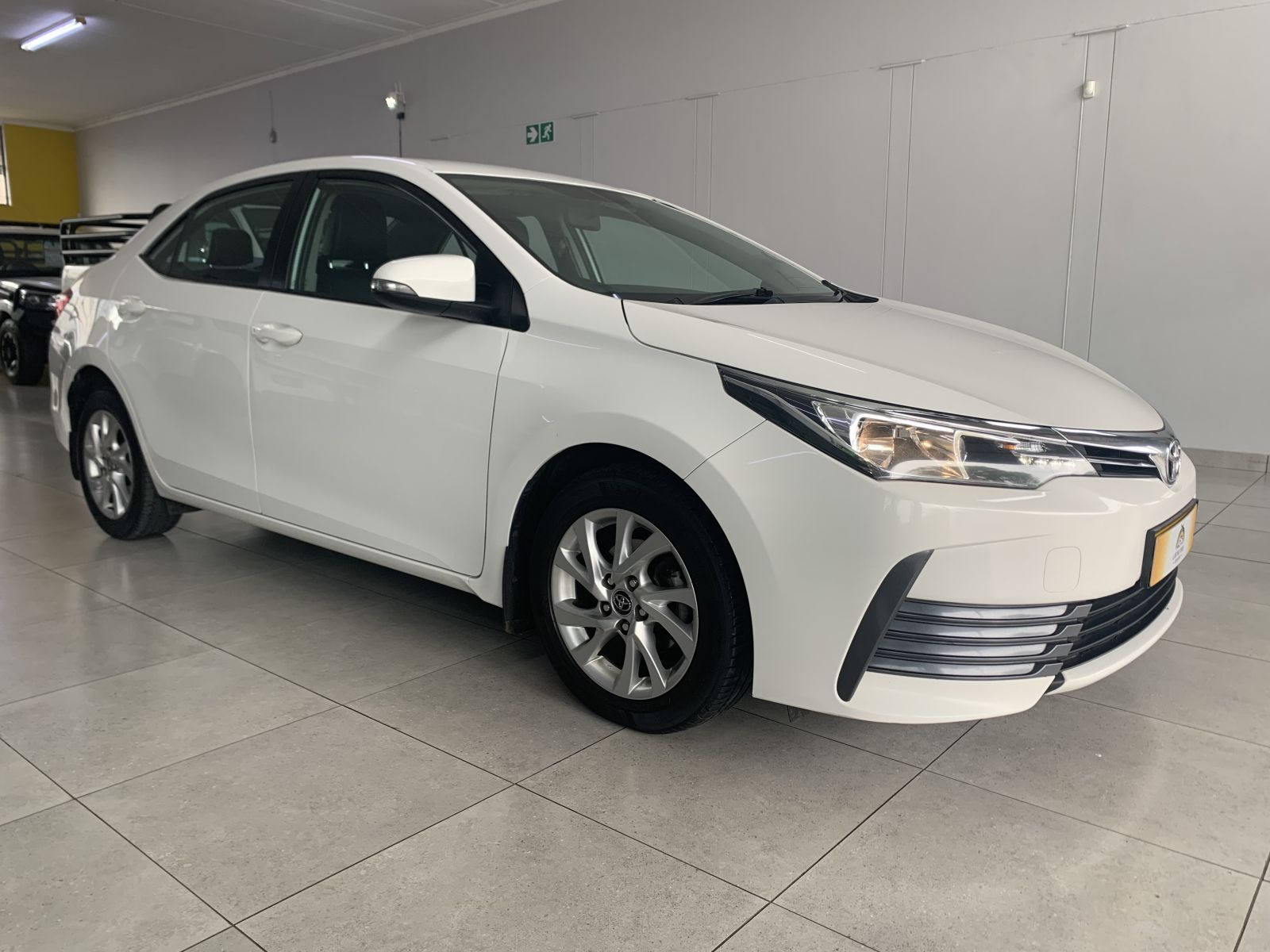 2017 Toyota Corolla photo 1