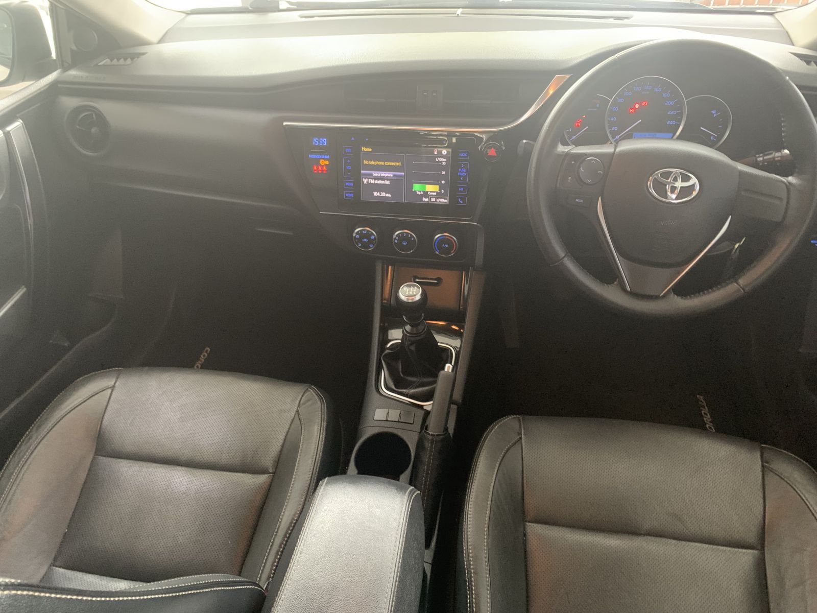 2017 Toyota Corolla photo 6