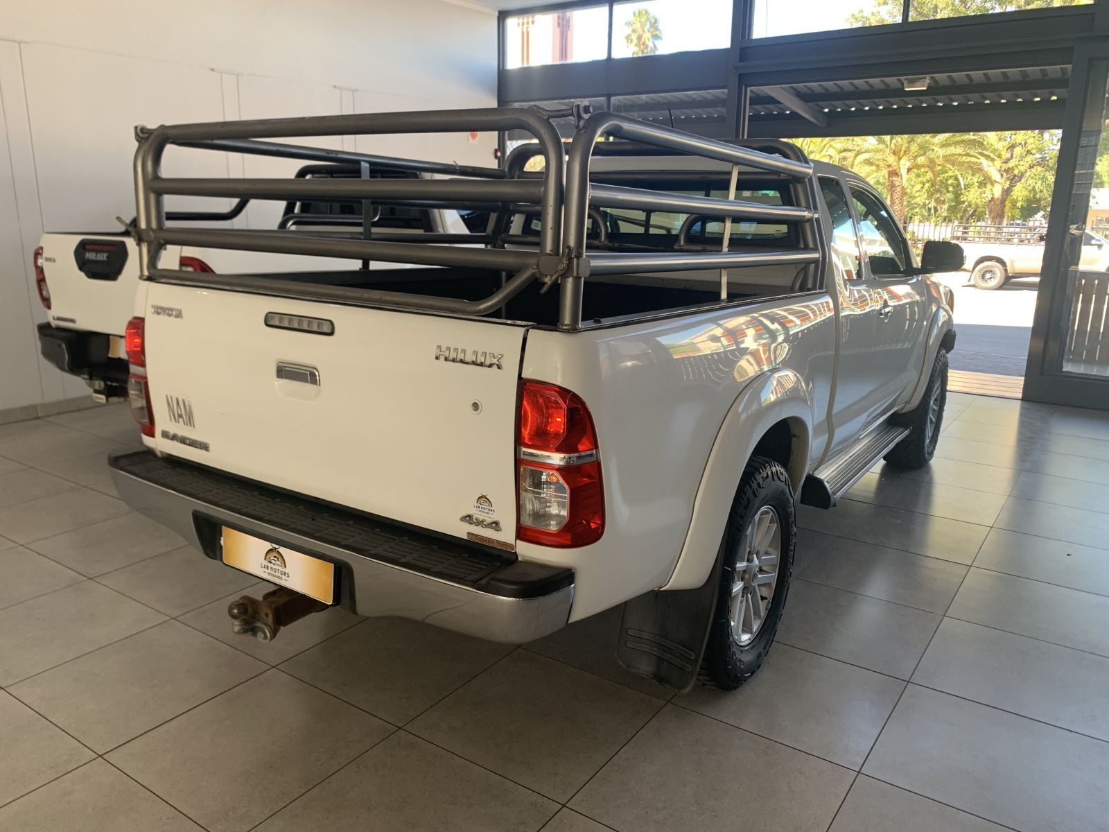 2014 Toyota Hilux photo 3
