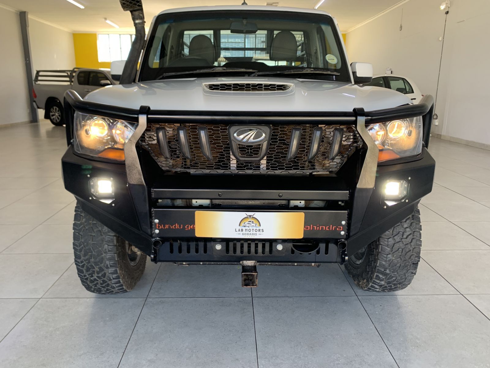 2019 Mahindra S6 photo 5