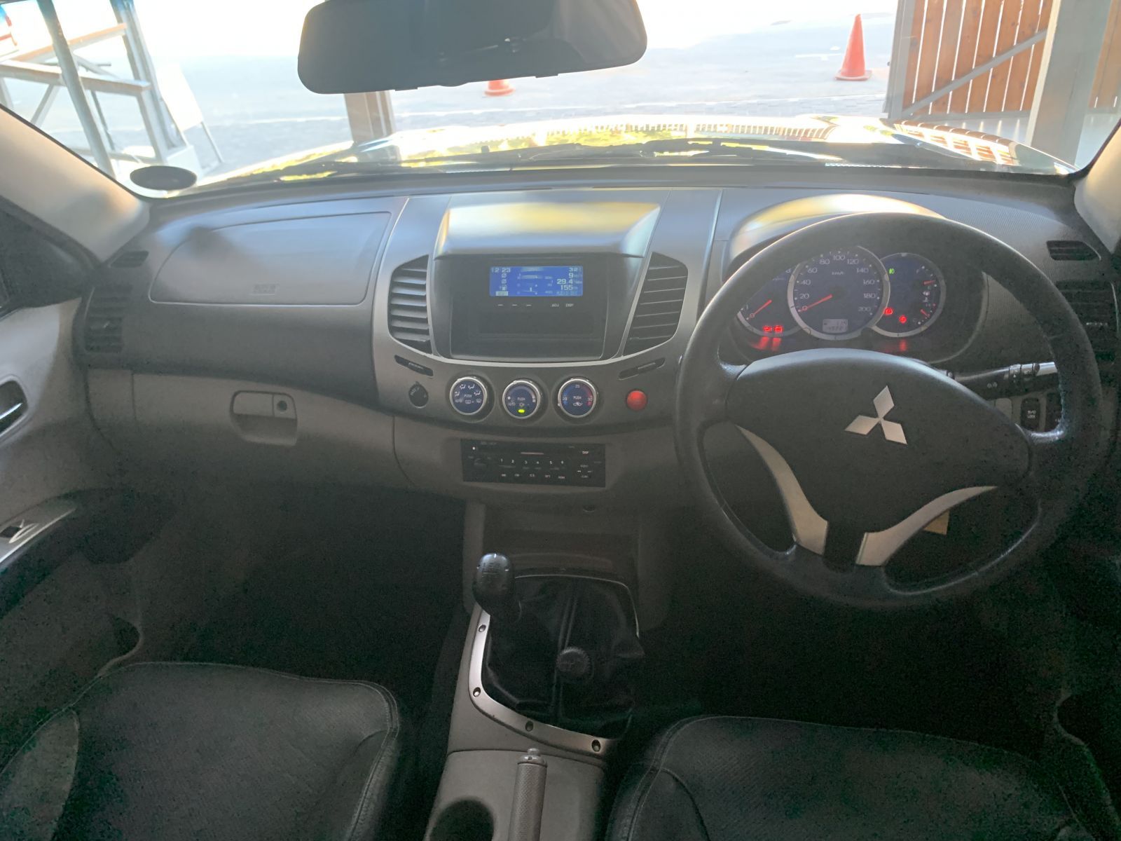 2007 Mitsubishi Triton photo 7
