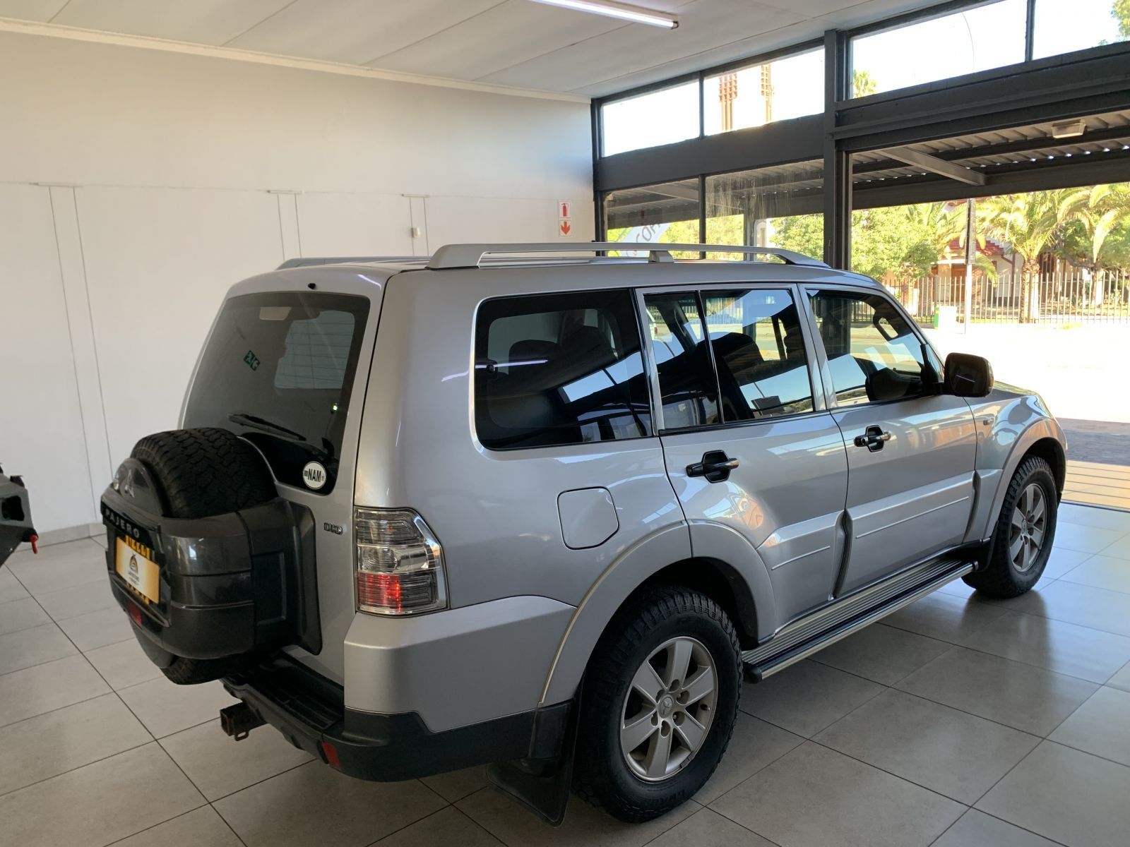 2007 Mitsubishi Pajero photo 3